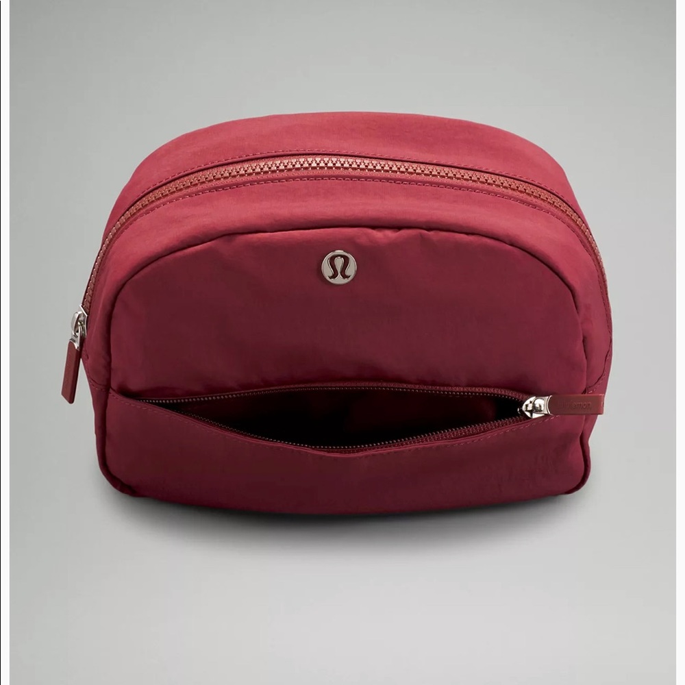 Lululemon🍋Double Zip Pouch-mulled wine - Picture 4 of 13